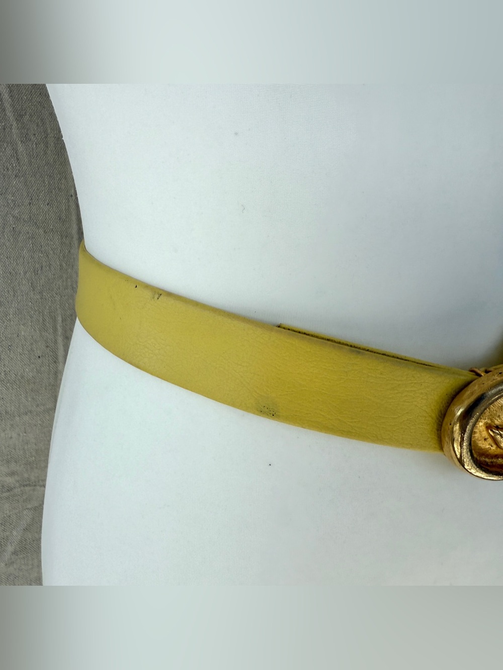 Vintage Yellow Leather Duck Gold Tone Belt Buckle Adjustable - Picture 2 of 7